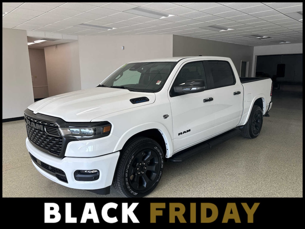 New 2026 Ram 1500 BIG HORN CREW CAB 4X4 5'7 BOX Pickup