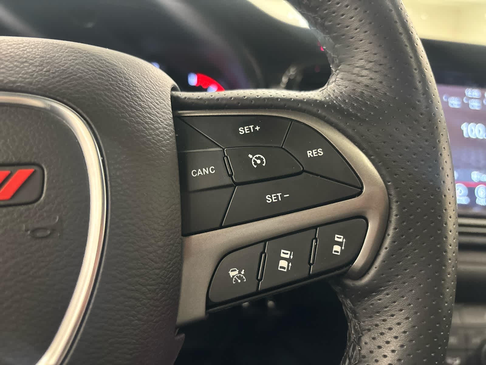 2024 Dodge Durango SXT - Photo 31