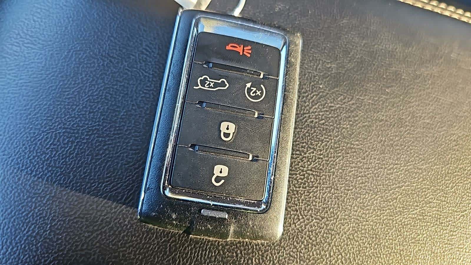 2022 Jeep Cherokee Limited 4xe photo 3
