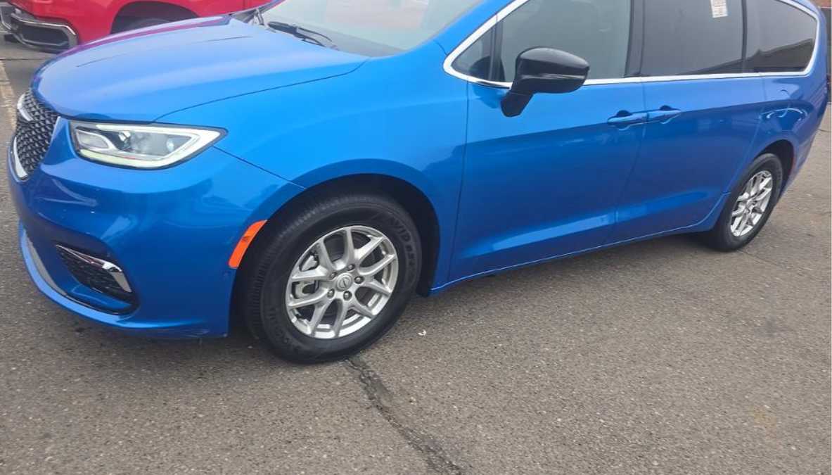  Chrysler Pacifica