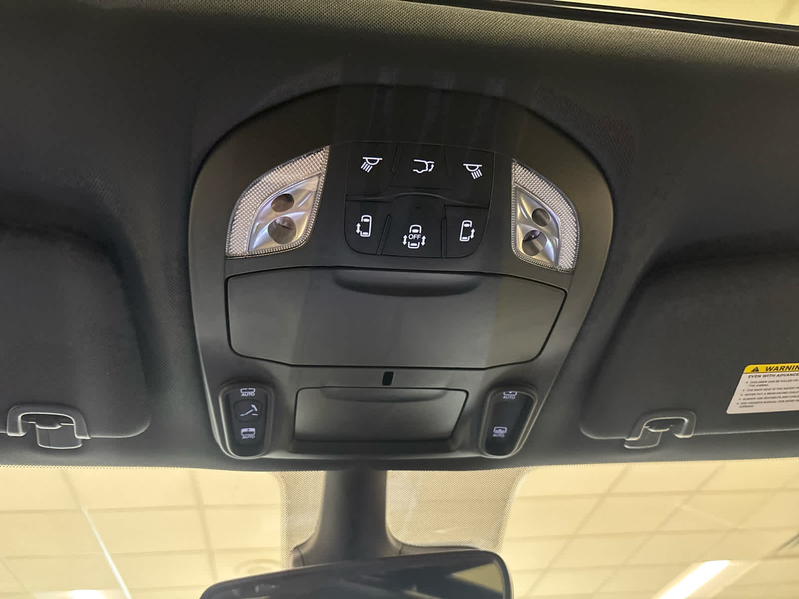 2026 Chrysler Pacifica Limited - Photo 29