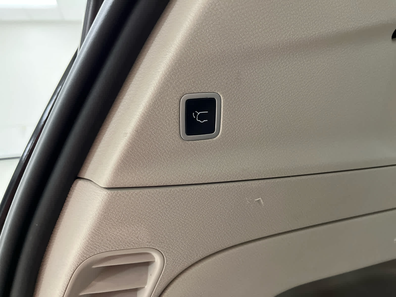2024 Chrysler Pacifica Touring L - Photo 14