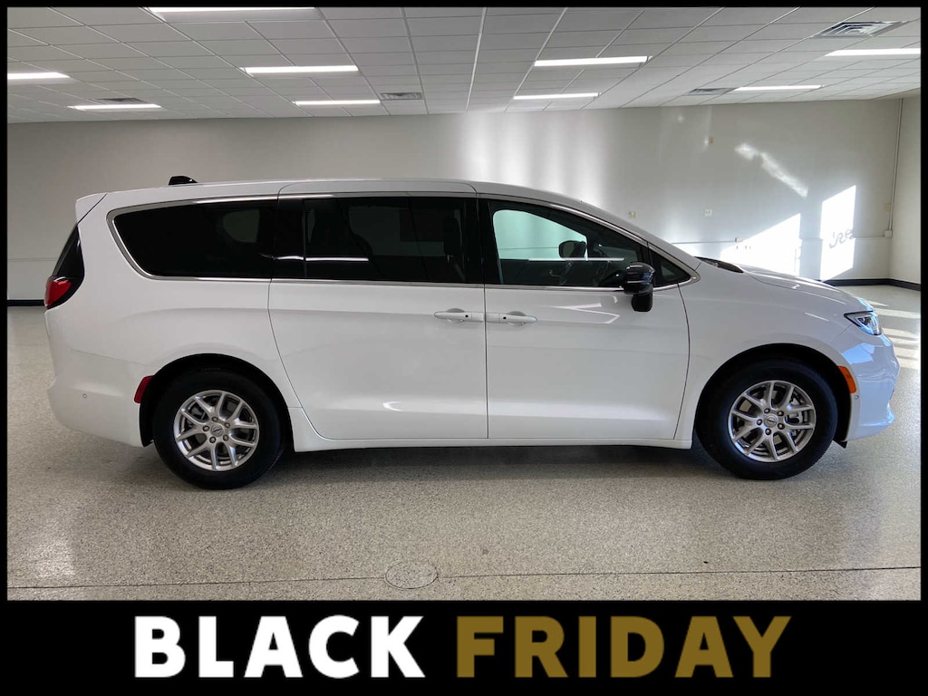 New 2025 Chrysler Pacifica SELECT Passenger Van