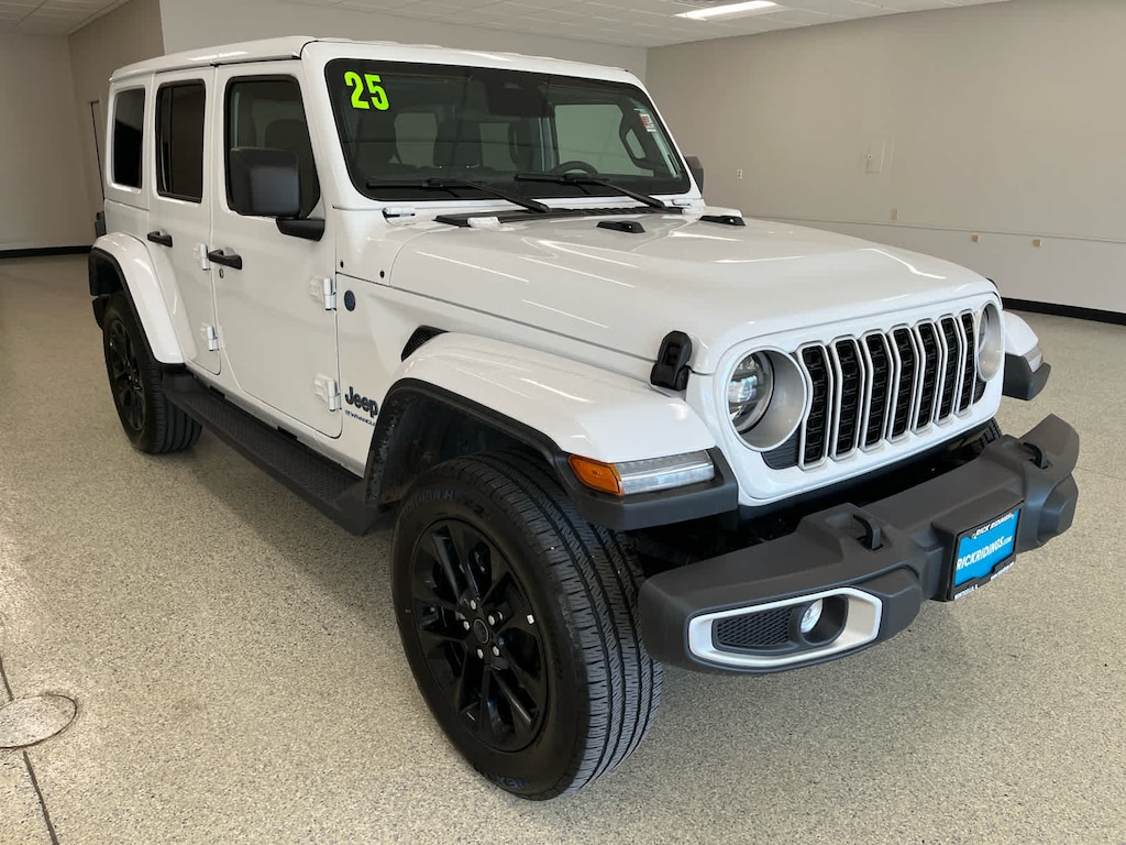 Used 2025 Jeep Wrangler 4xe Sahara 4x4