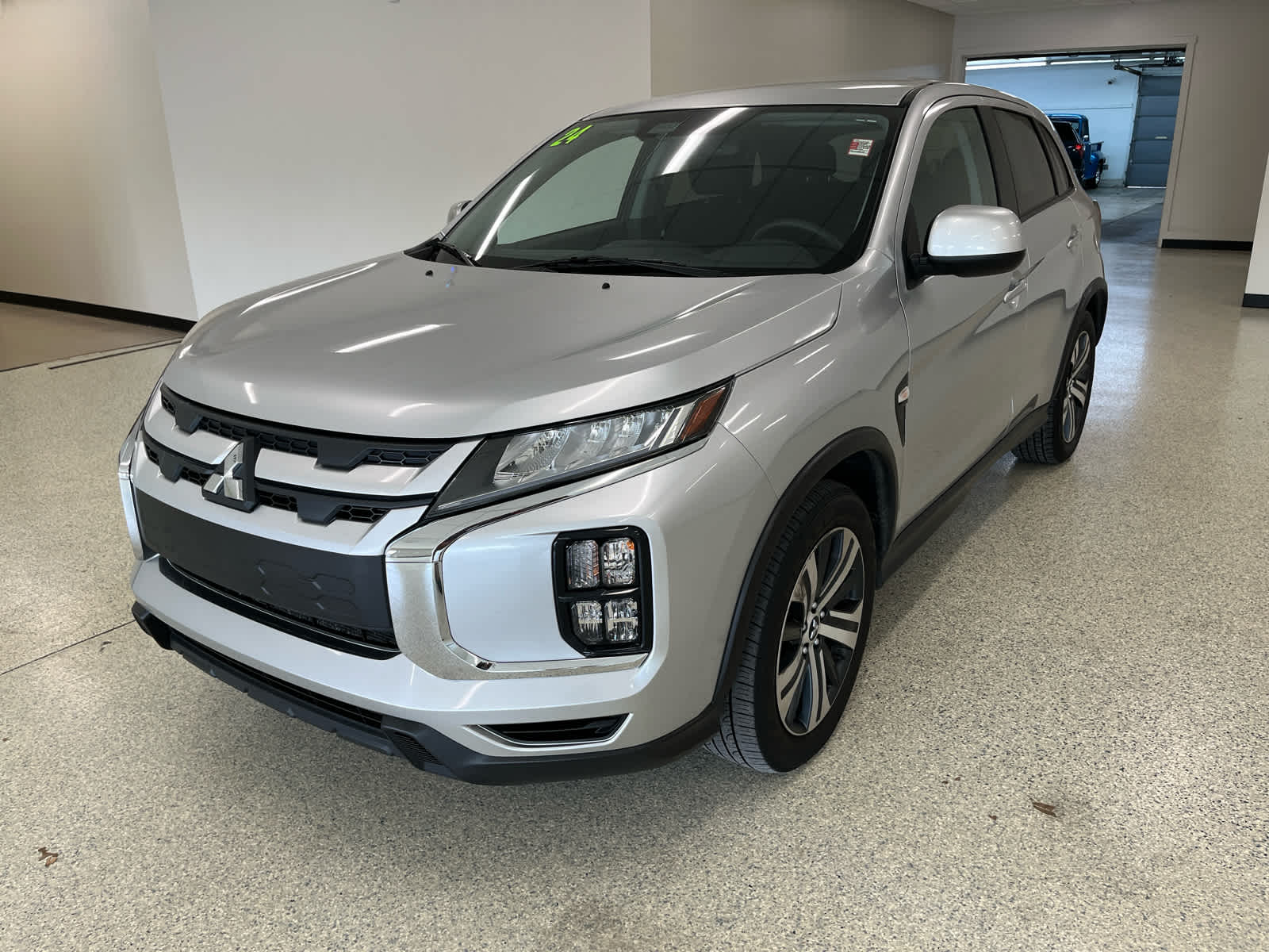 2024 Mitsubishi Outlander Sport ES