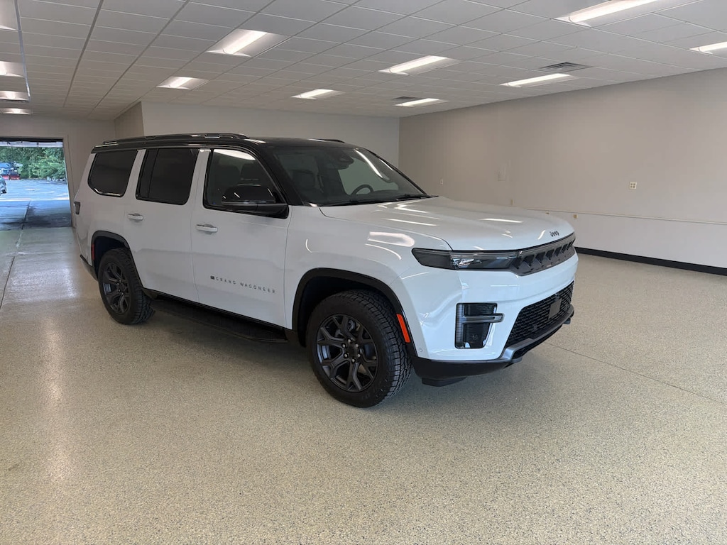 New 2026 Jeep Grand Wagoneer UPLAND 4X4 Sport Utility