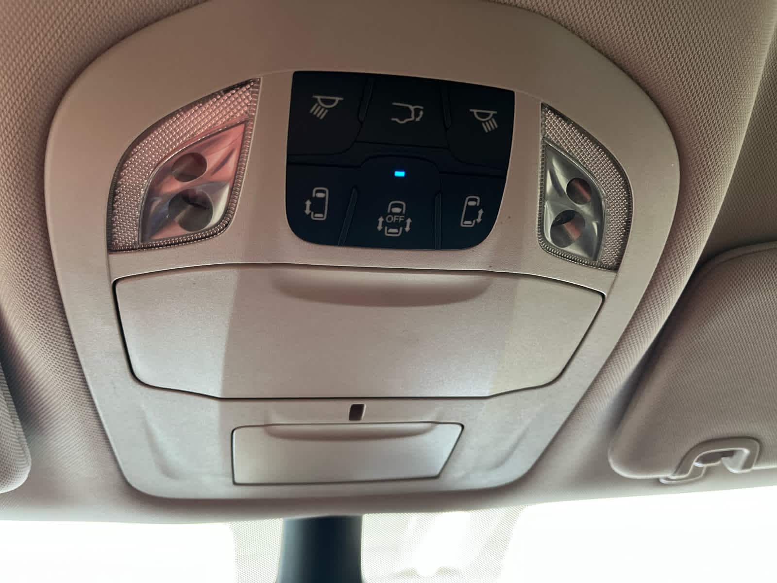 2024 Chrysler Pacifica Touring L - Photo 33