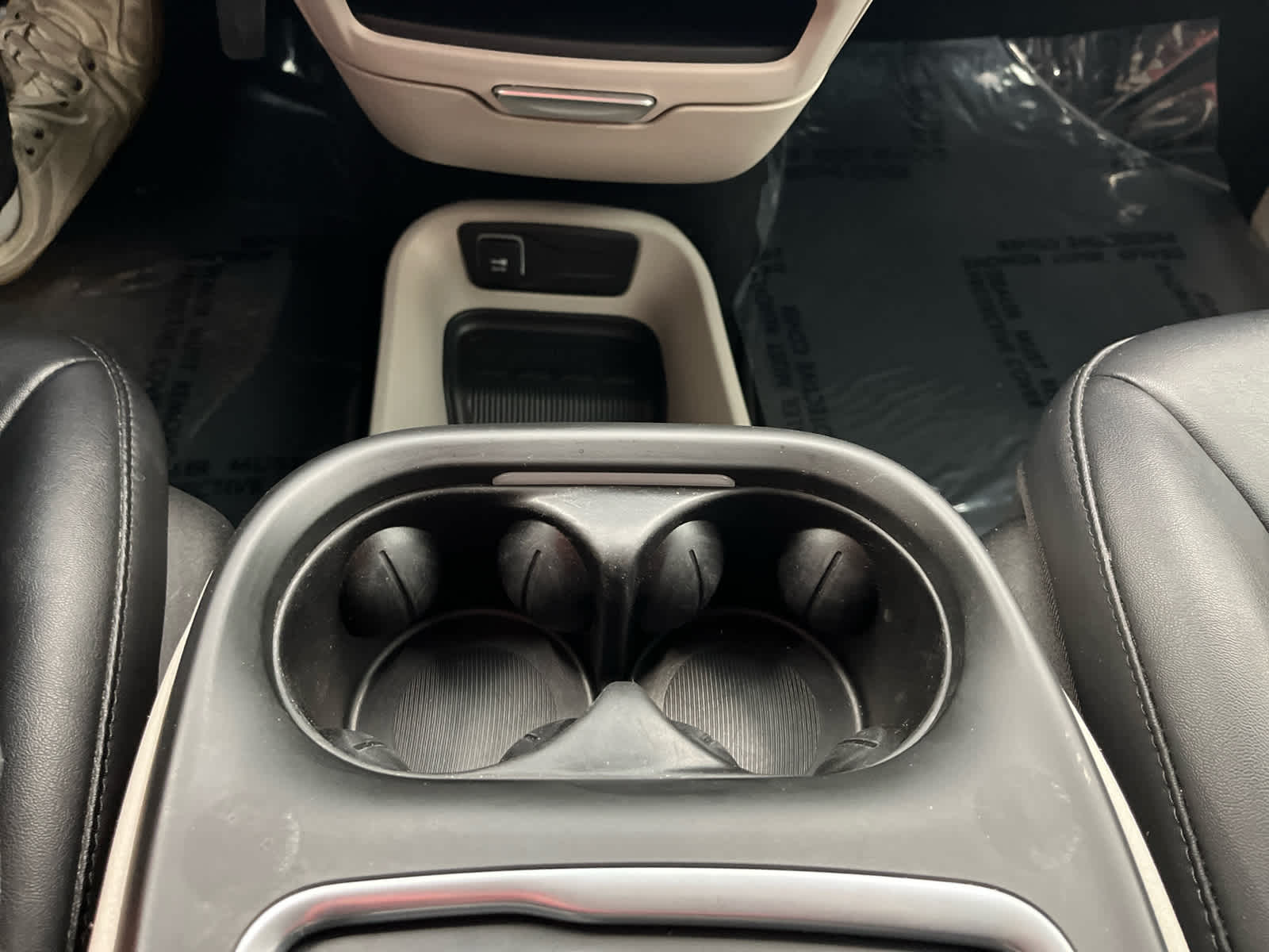 2024 Chrysler Pacifica Touring L - Photo 27