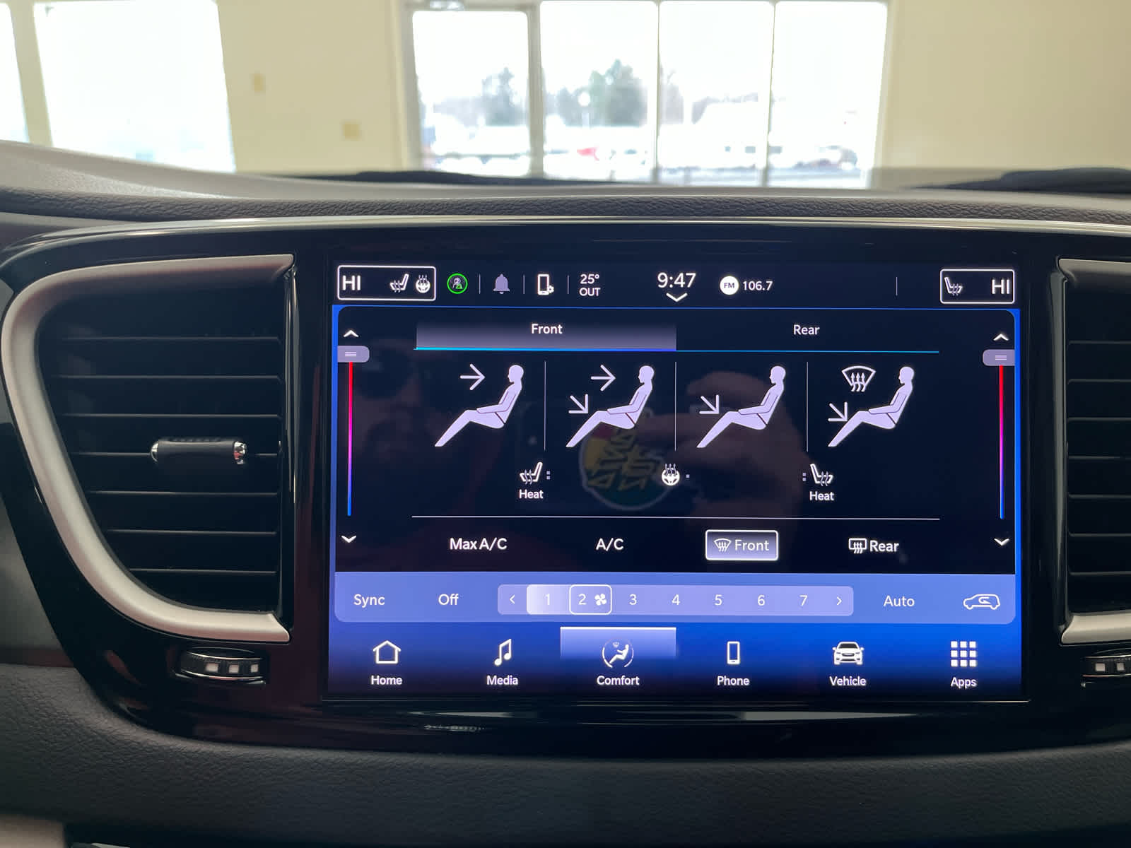 2024 Chrysler Pacifica Touring L - Photo 36