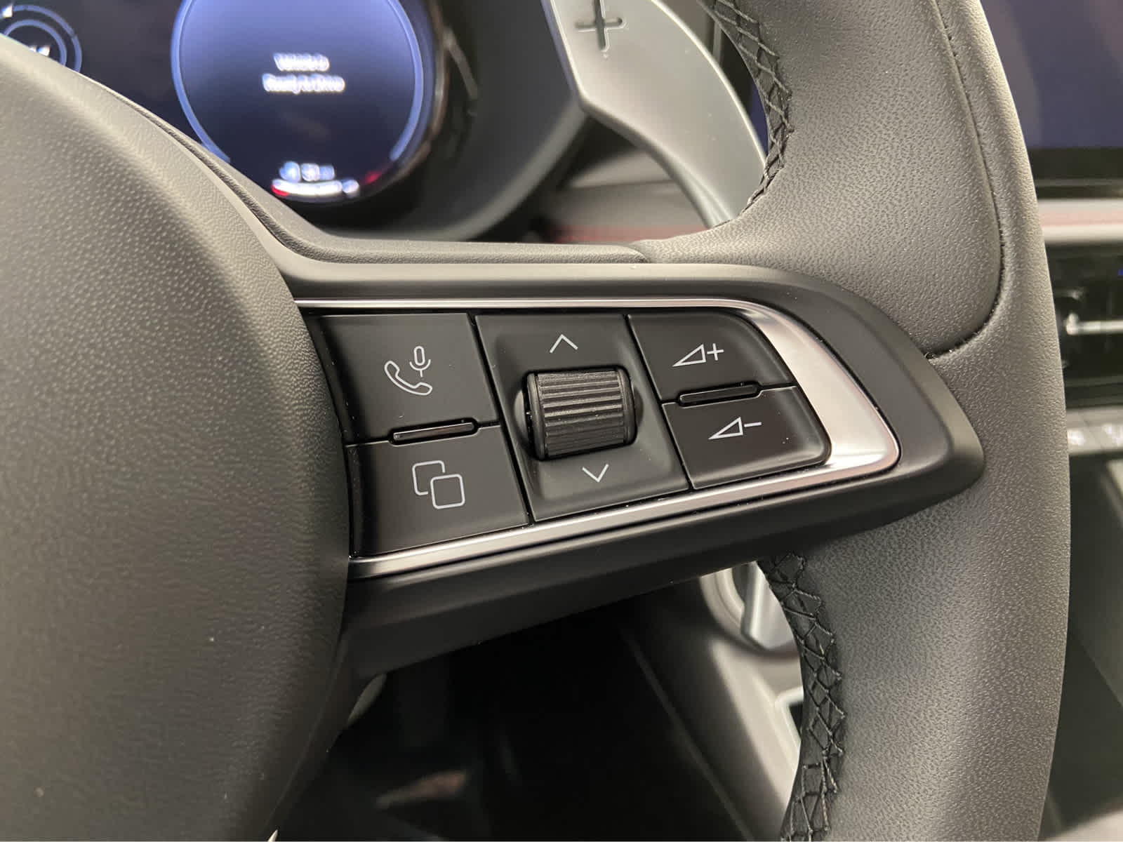 2024 Dodge Hornet R/T - Photo 18