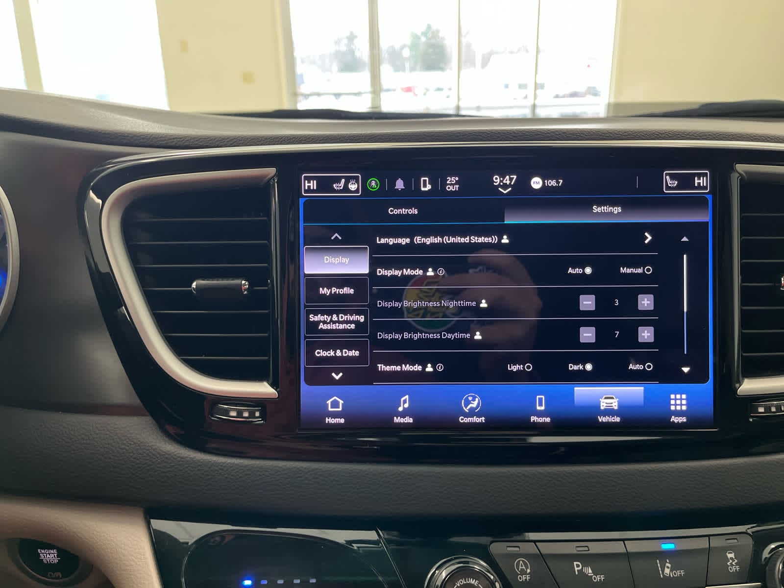 2024 Chrysler Pacifica Touring L - Photo 38