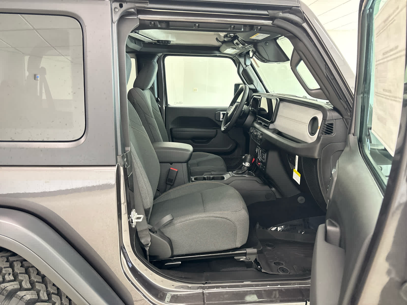 2026 Jeep Wrangler 2-Door Willys - Photo 15