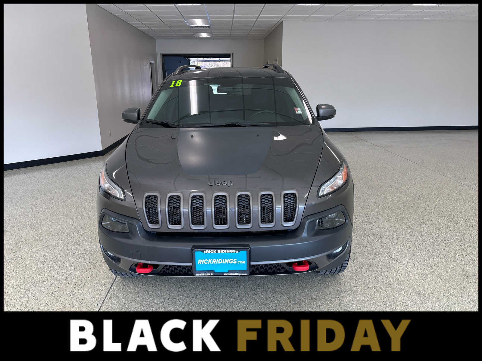 Used 2018 Jeep Cherokee Trailhawk with VIN 1C4PJMBX0JD571477 for sale in Monticello, IL