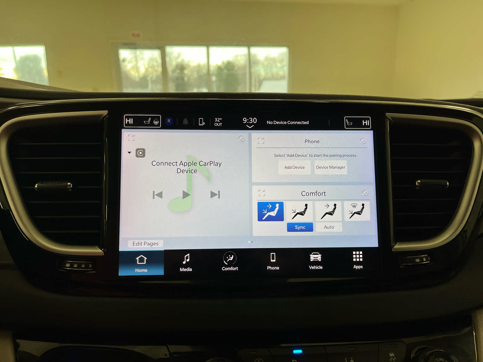 2024 Chrysler Pacifica Touring L - Photo 26