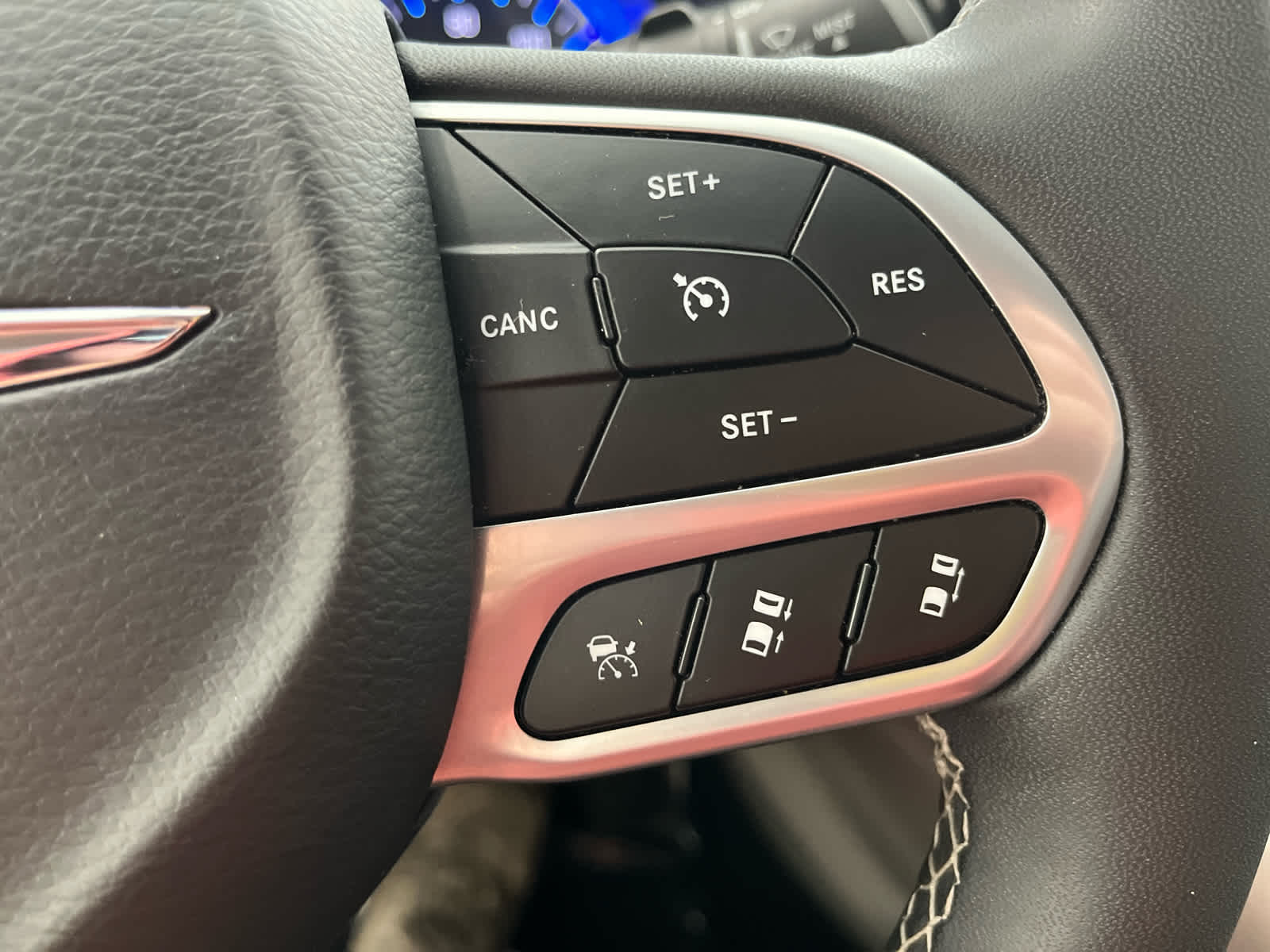 2024 Chrysler Pacifica Touring L - Photo 24