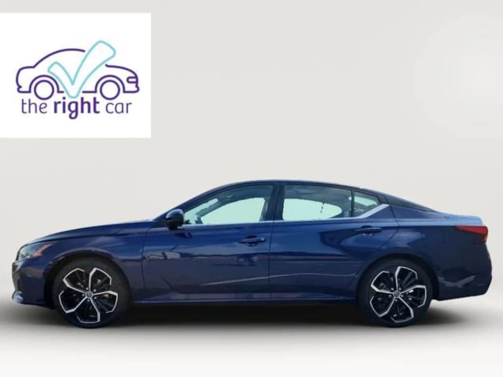 Used 2024 Nissan Altima 2.5 SR Sedan