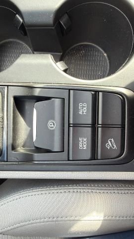 2020 Hyundai Tucson SE - Photo 16