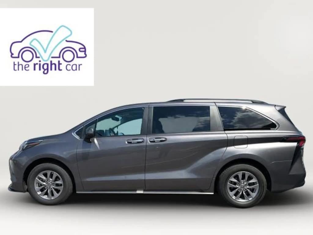 Used 2024 Toyota Sienna XLE Van Passenger Van