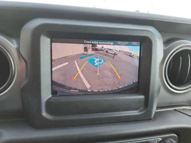 2023 Jeep Wrangler 4-Door Willys - Photo 17