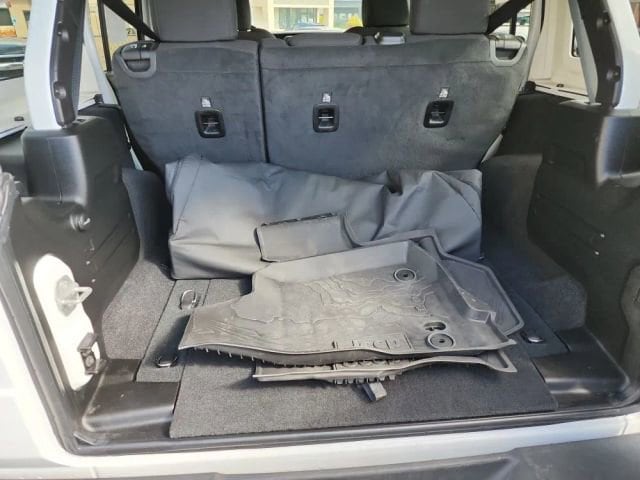 2023 Jeep Wrangler 4-Door Willys - Photo 11