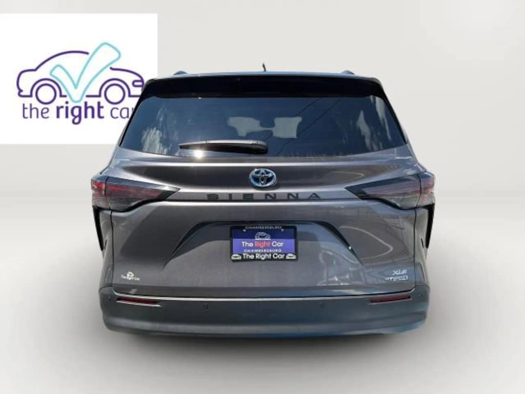 Used 2024 Toyota Sienna XLE Van Passenger Van