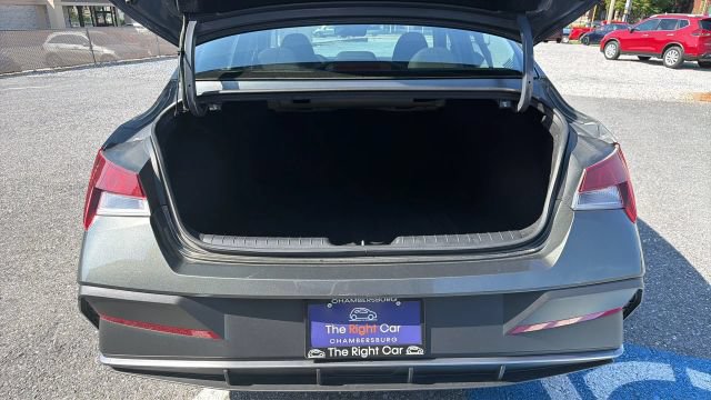 2024 Hyundai Elantra SEL - Photo 11