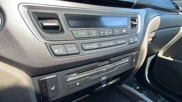 2019 Honda Pilot EX-L - Photo 24