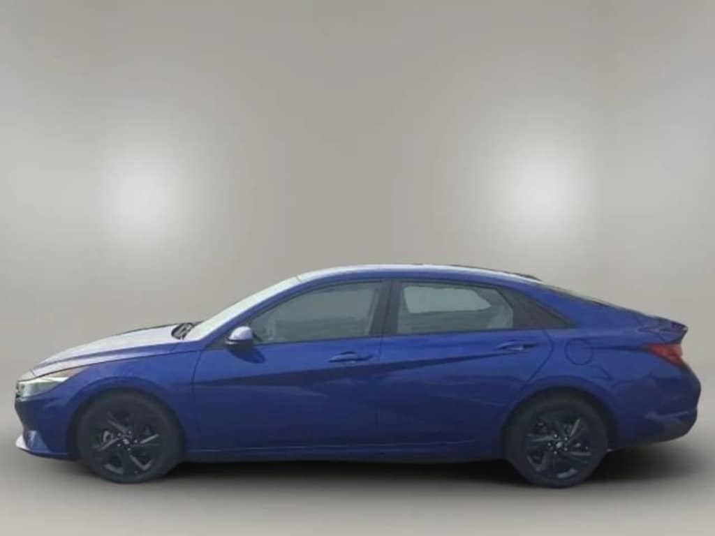 Used 2023 Hyundai Elantra SEL Sedan