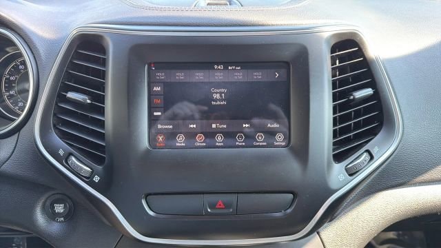 2019 Jeep Cherokee Latitude Plus - Photo 13