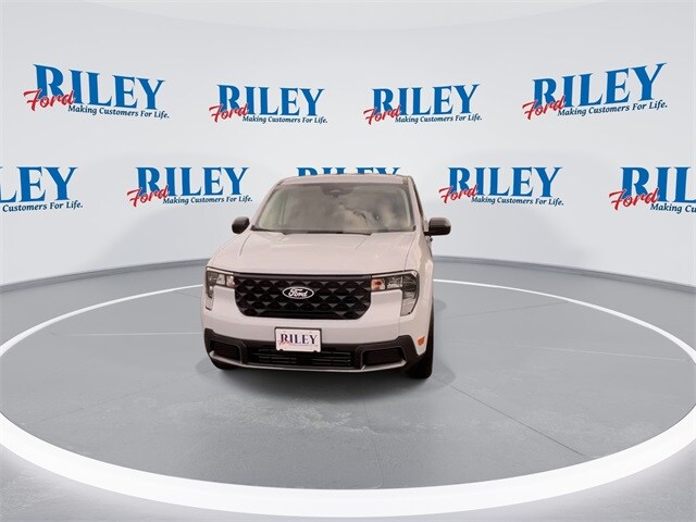 2025 Ford Maverick XLT photo 3