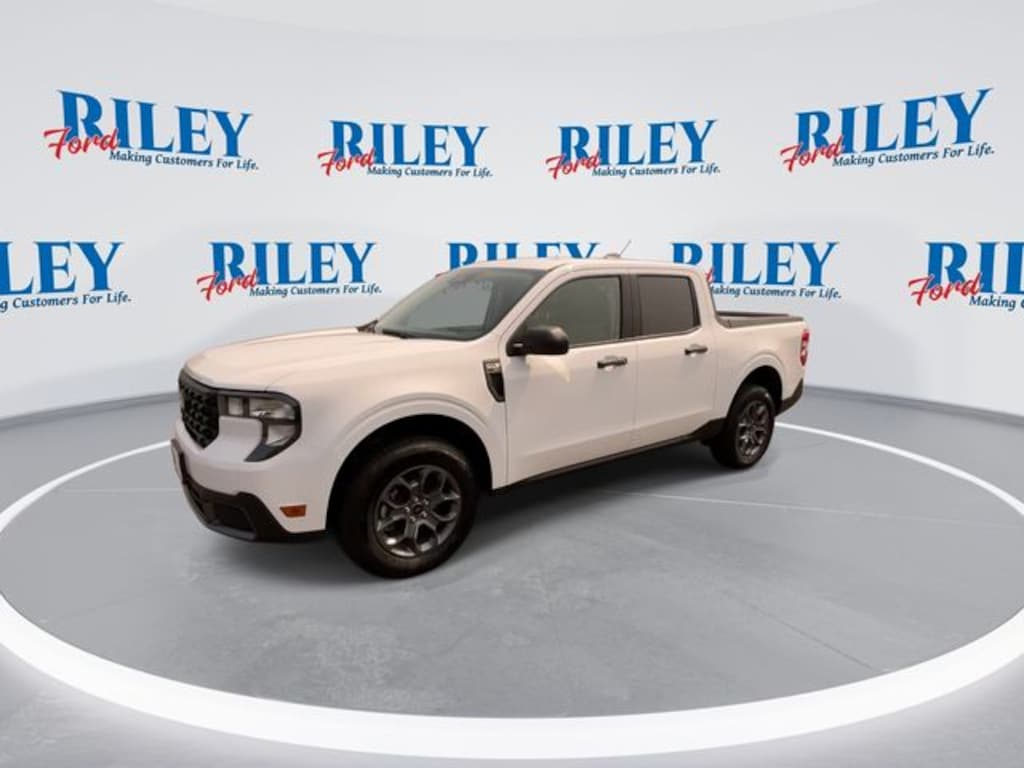 New 2025 Ford Maverick XLT Truck