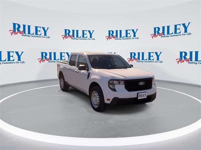 2025 Ford Maverick XL photo 2