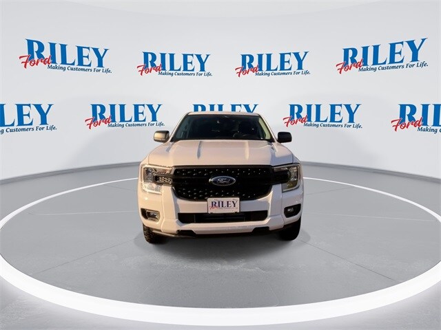 2025 Ford Ranger XL photo 3