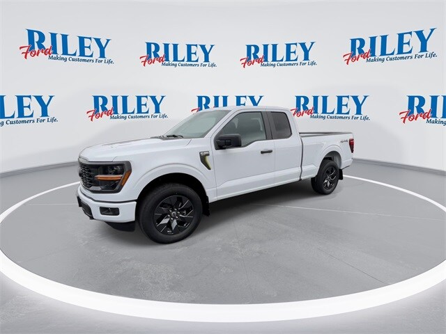 2025 Ford F-150 STX photo 4