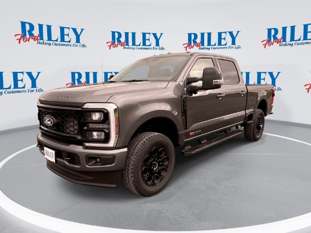 2027 Ford F-350SD Lariat Truck