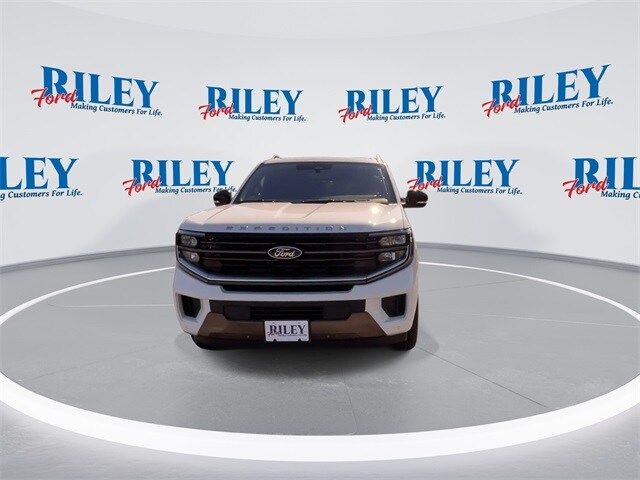 2025 Ford Expedition MAX King Ranch photo 3