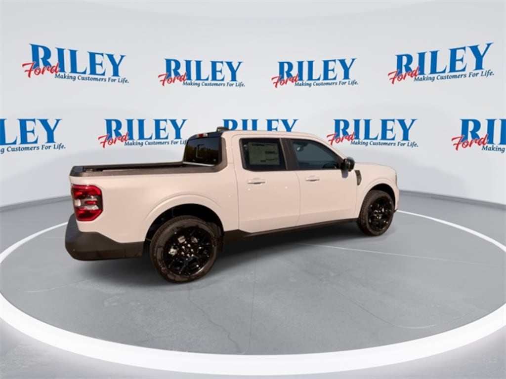 New 2025 Ford Maverick Lariat Truck