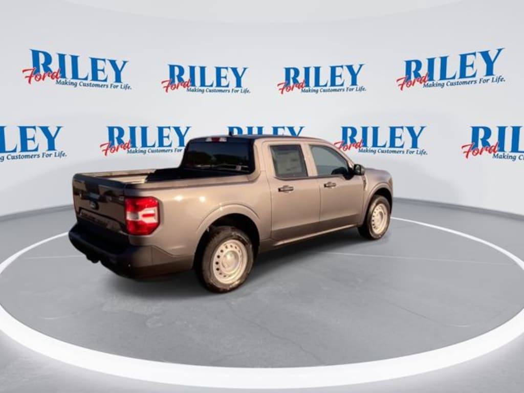 New 2026 Ford Maverick XL Truck