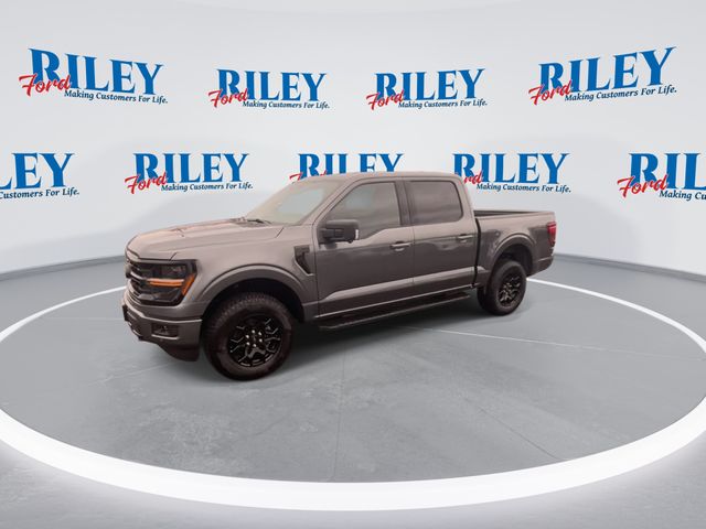 2025 Ford F-150 XLT photo 4