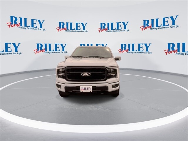 2025 Ford F-150 Lariat photo 3