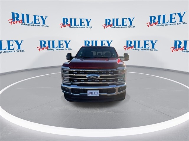 2026 Ford F-350 XLT photo 3