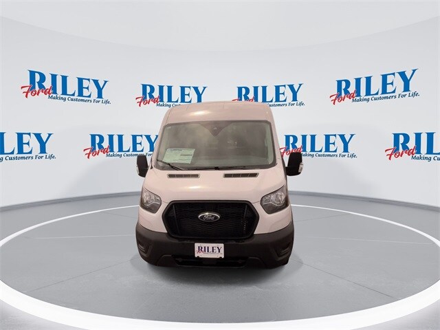 2025 Ford Transit photo 2