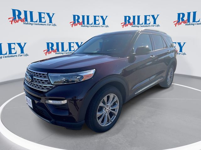 2023 Ford Explorer Limited's photo