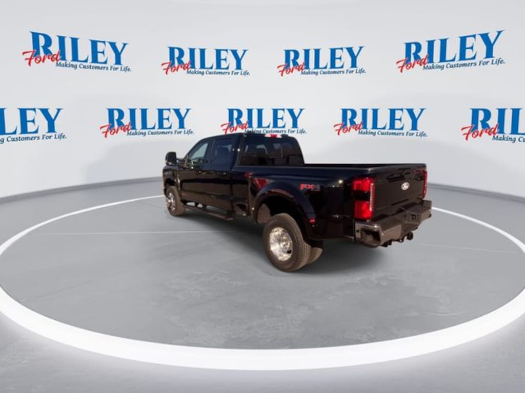 New 2027 Ford F-350SD XLT Truck