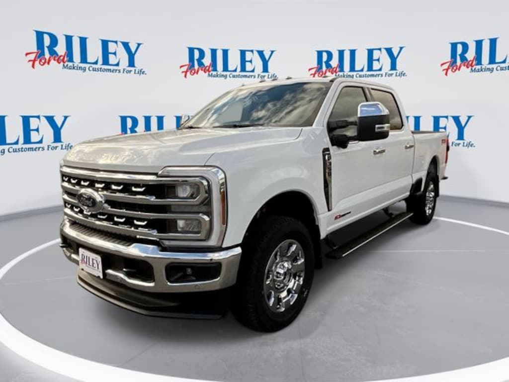 New 2026 Ford F-350SD Lariat Truck