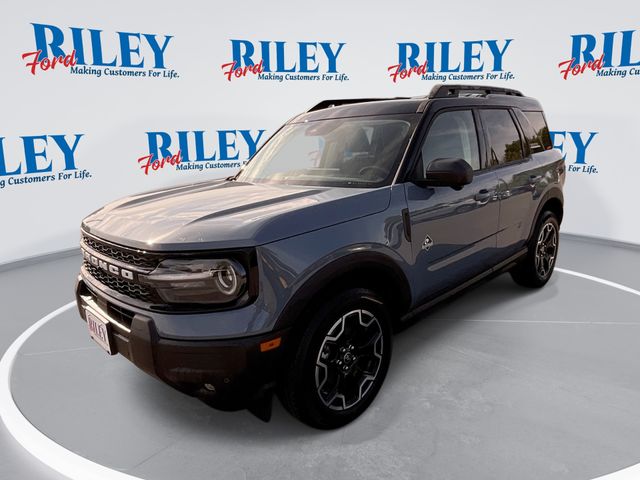 2025 Ford Bronco Sport Outer Banks's photo