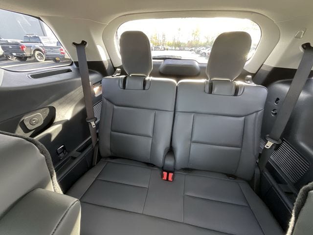 2026 Ford Explorer Active - Photo 23