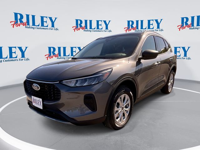 2025 Ford Escape Active's photo