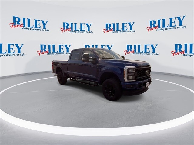 2026 Ford F-350 XL photo 2