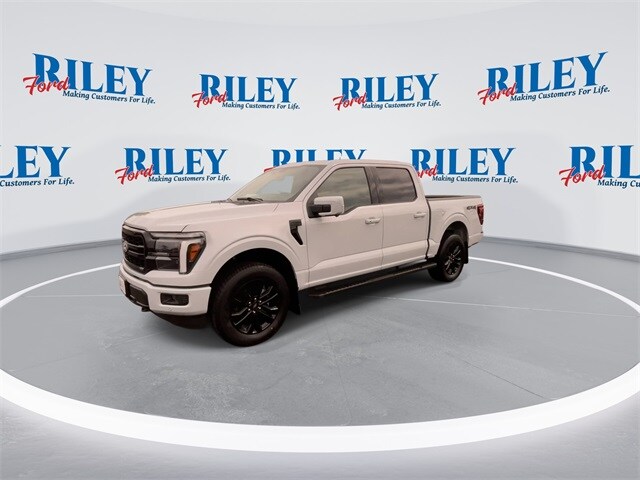 2025 Ford F-150 Lariat photo 4
